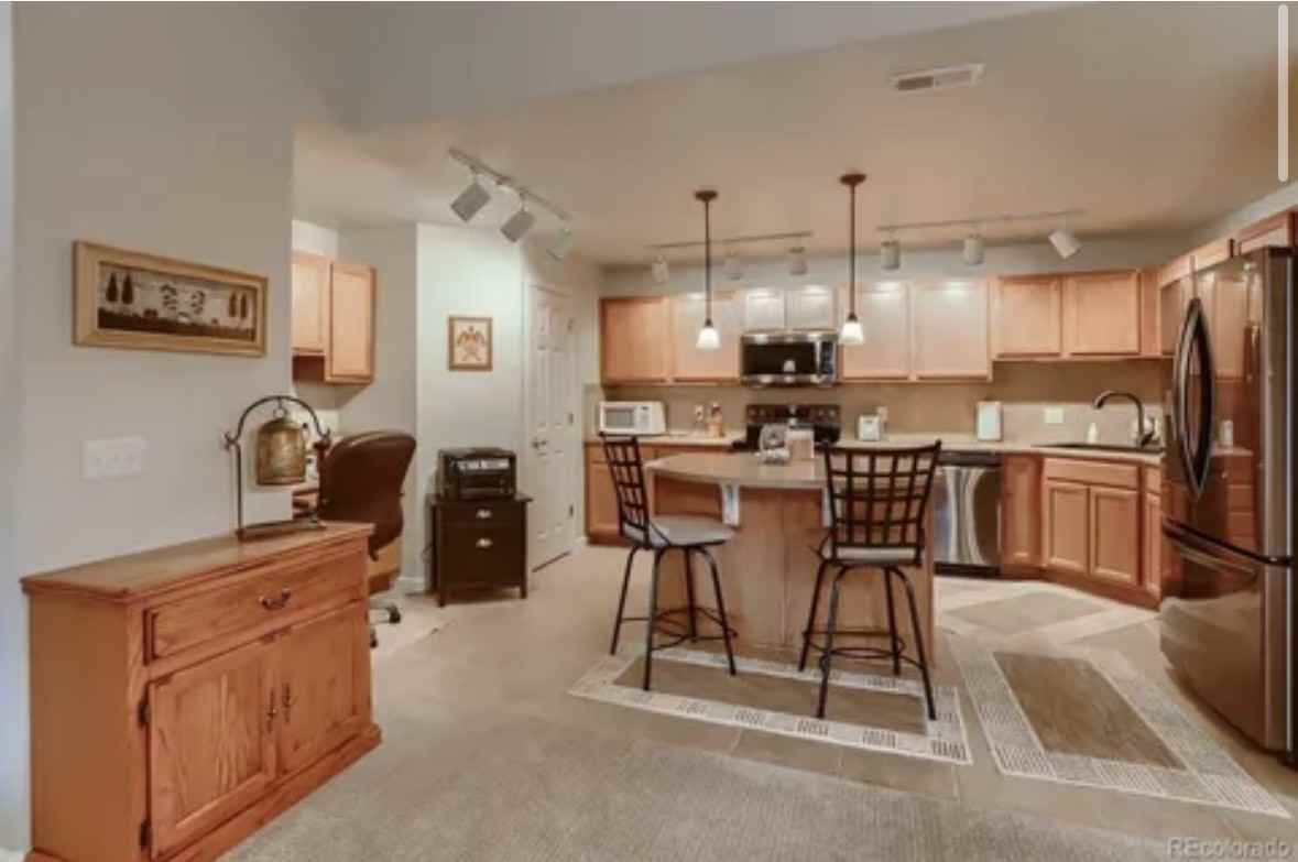 22940 E Roxbury Dr #E - Photo 6 of 27