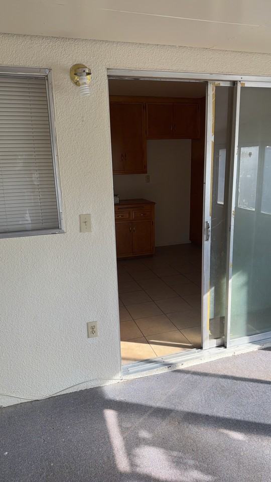 811 S State St #NA - Photo 2 of 3