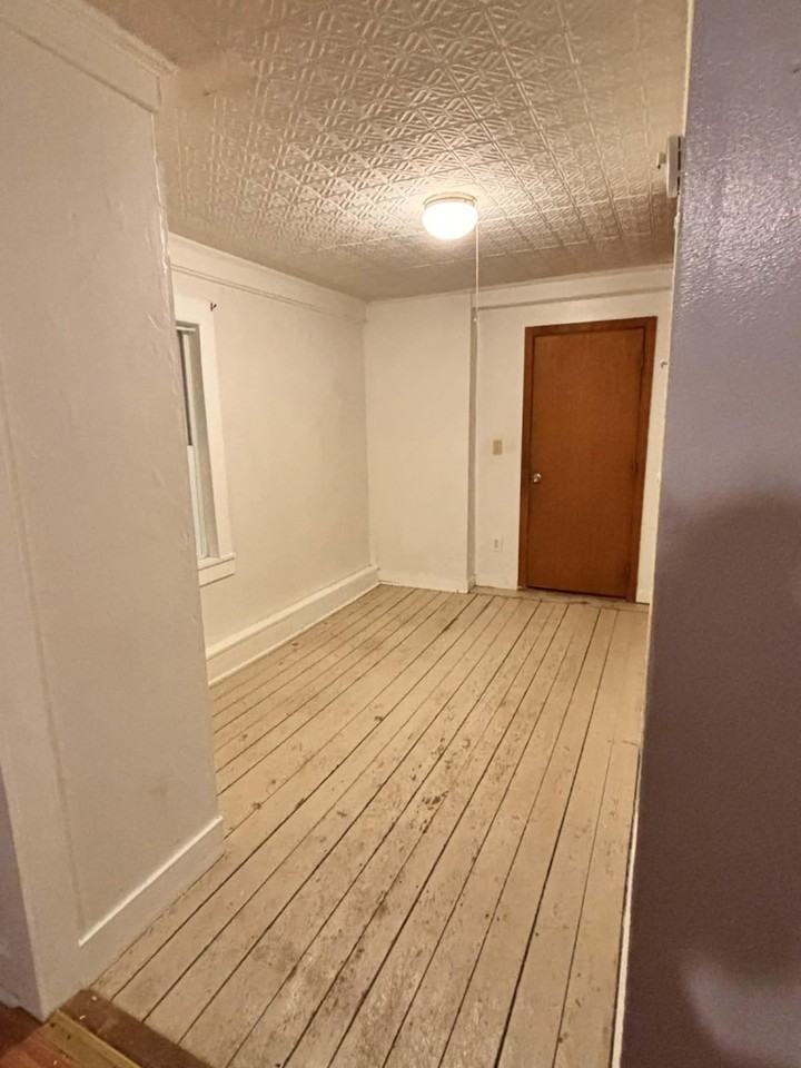 12 Jude Ln #1 - Photo 7 of 17