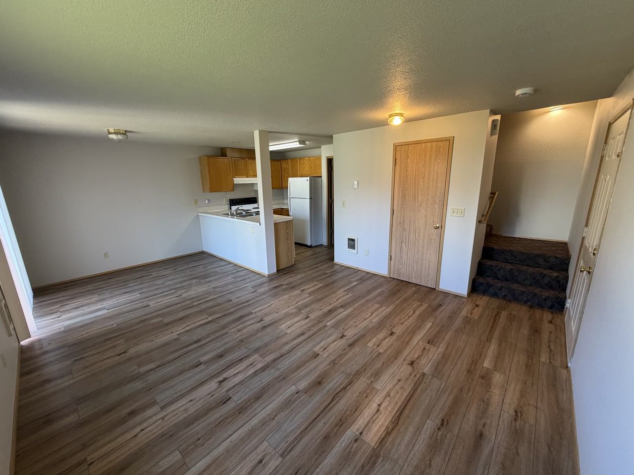 810 Se 153rd Ave #A - Photo 7 of 20