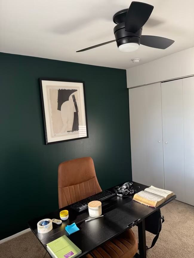 8427 Snowden Oaks Pl - Photo 4 of 15