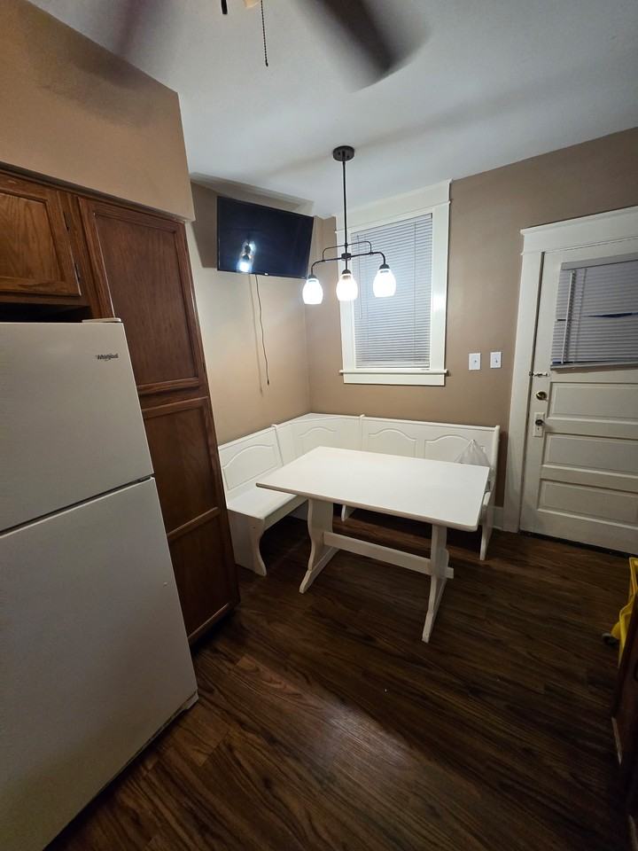 911 N 20th St #NA - Photo 4 of 18