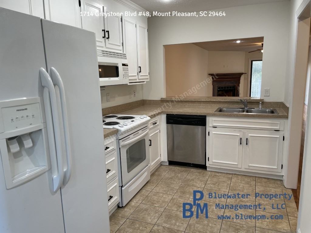 1714 Greystone BlvdUnit 48 #1 - Photo 2 of 9