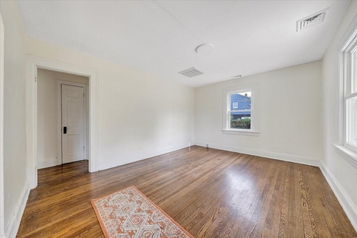 109 Crestview Dr #NA - Photo 4 of 10