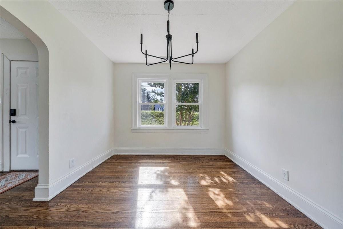 109 Crestview Dr #NA - Photo 6 of 10