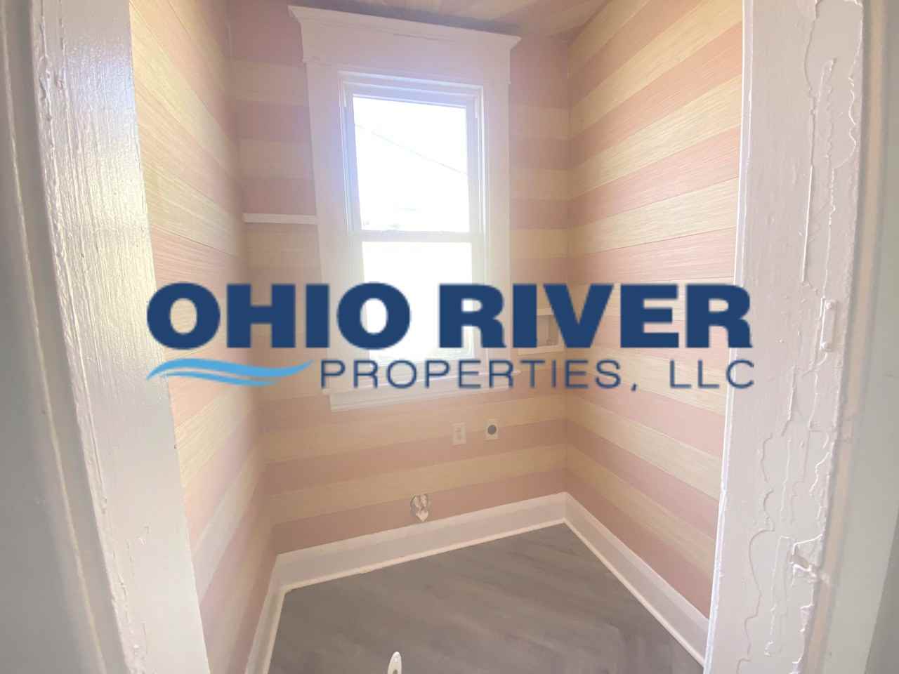 1017 S Zane Hwy #5 - Photo 6 of 9