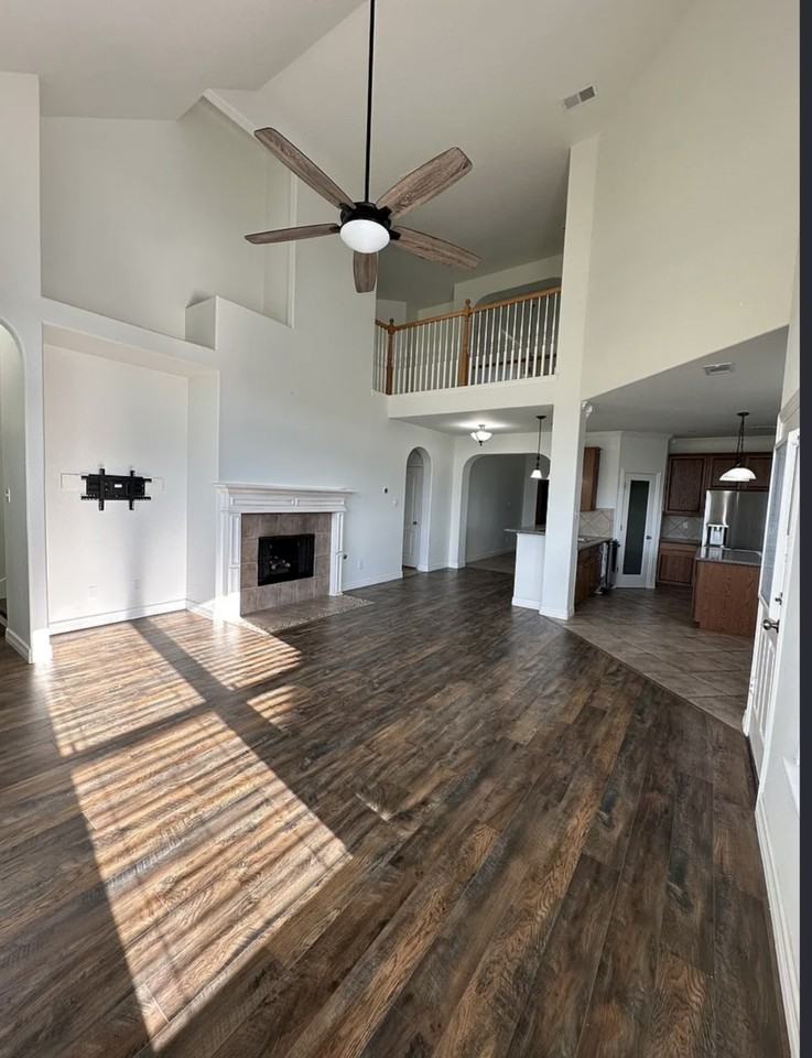 11911 Eagle Ridge Dr #11911 - Photo 7 of 15