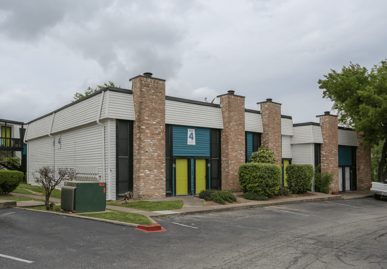 Creeks Edge - Photo 6 of 16