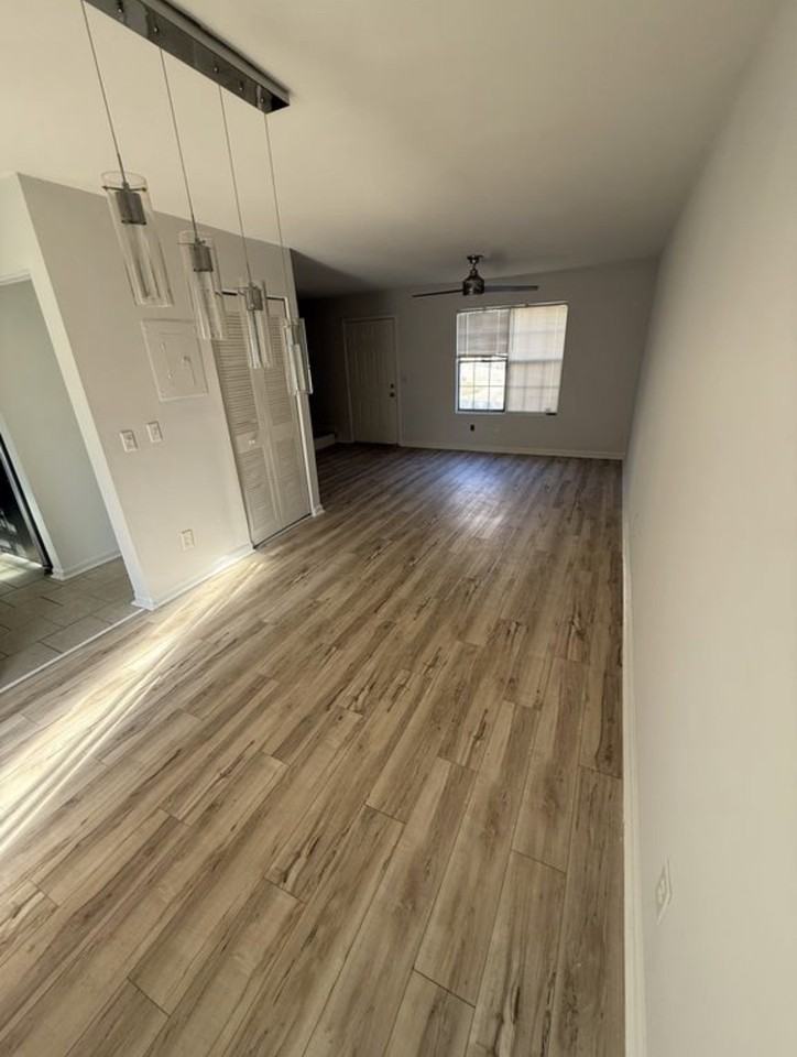 283 Flagstone Way #283 - Photo 4 of 10