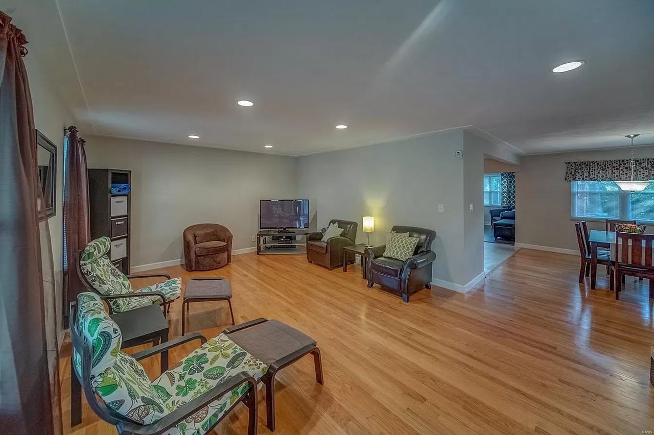 2404 Wendy Way Dr #NA - Photo 3 of 20