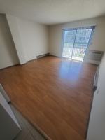 featured image of 919 Gould St #15