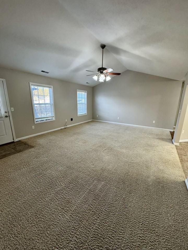 307 Olivia Dr #NA - Photo 7 of 11