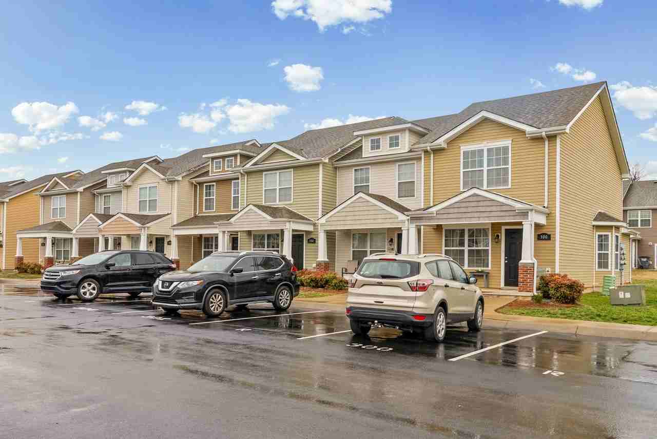 306 Sam Houston Cir - Photo 5 of 30