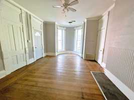 featured image of 628 Oak St