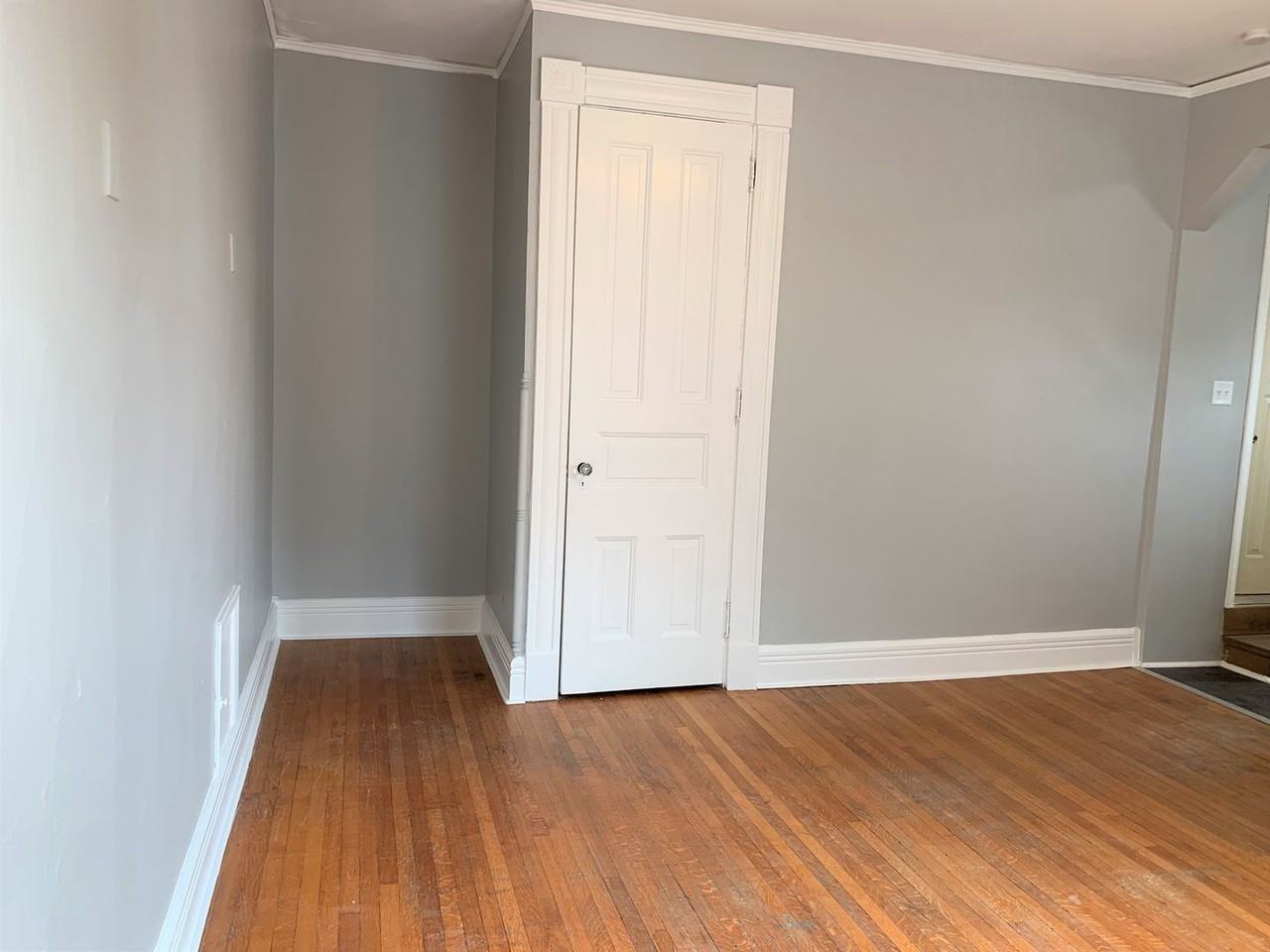 634 S. 6th - Photo 4 of 47