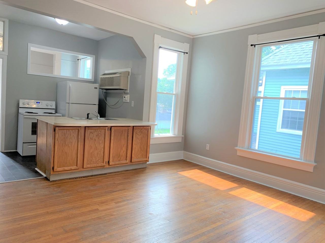 634 S. 6th - Photo 7 of 47