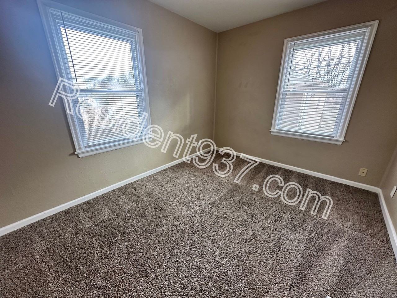 1934 Farmside Dr - Photo 7 of 17