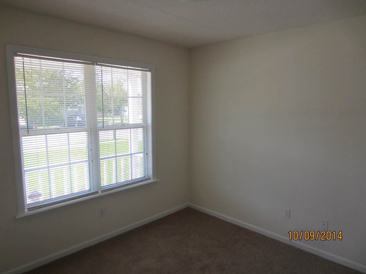 4062 Chadwyck Dr - Photo 4 of 12