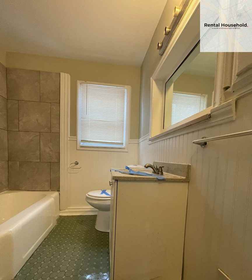 19401 Annchester Rd - Photo 5 of 21