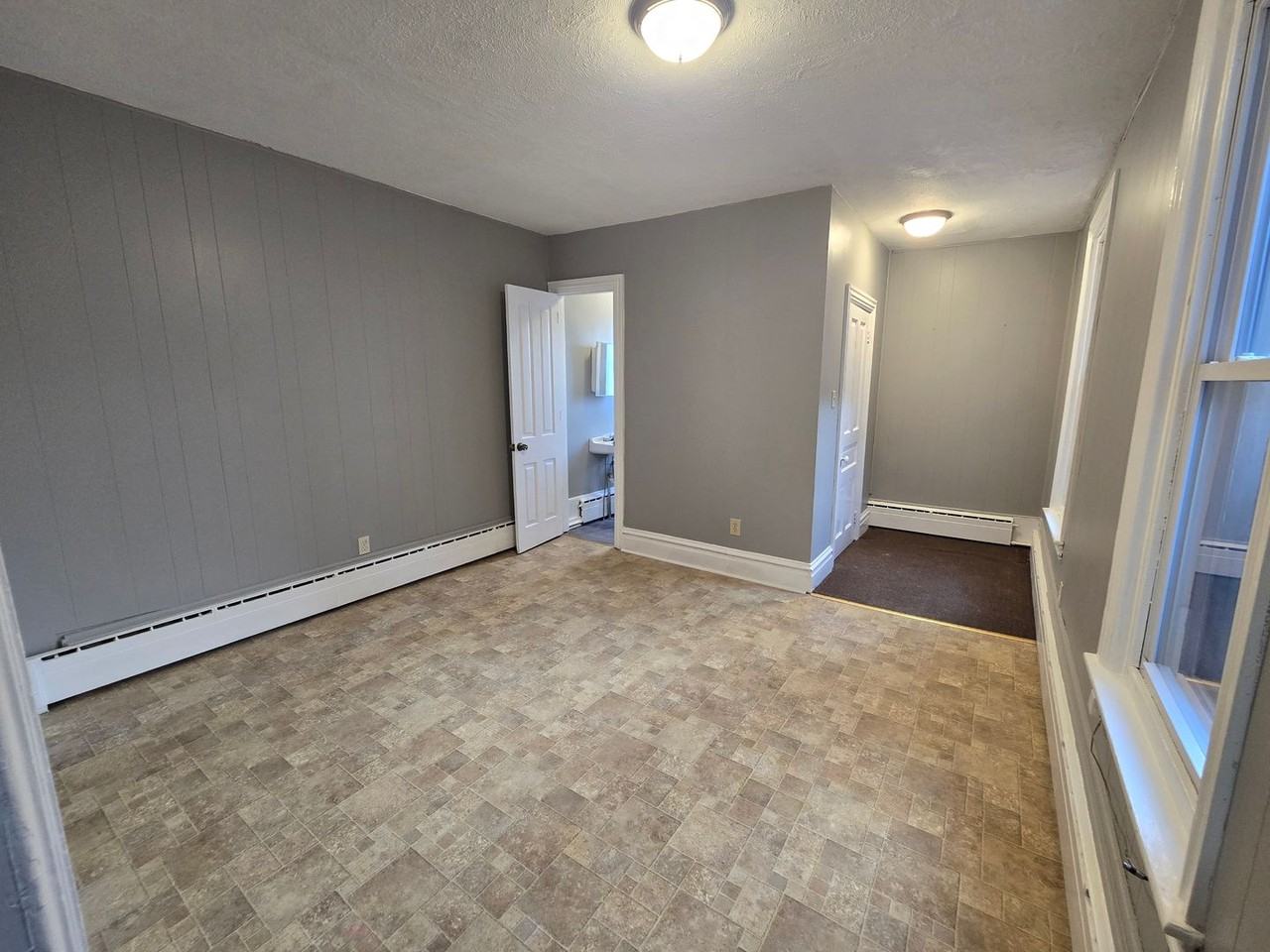 417 N 9th St - Photo 2 of 9