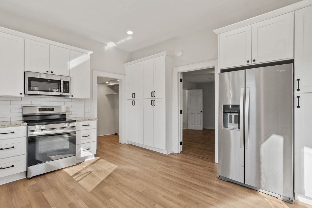 1886 Dragway Rd - Photo 7 of 9