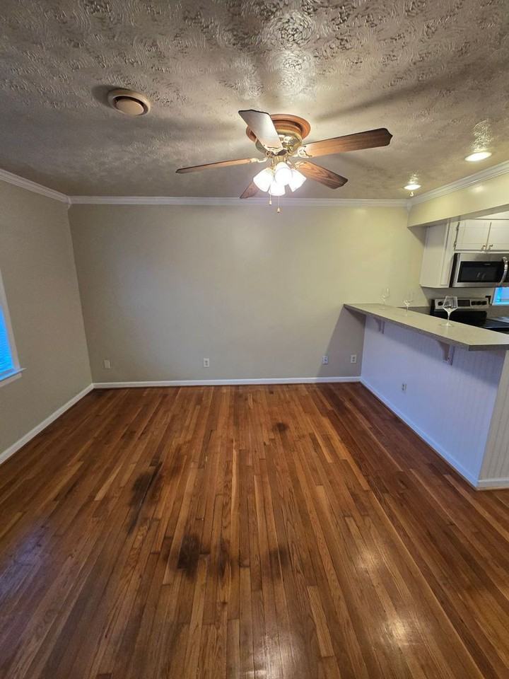 20903 Truth Dr - Photo 4 of 23