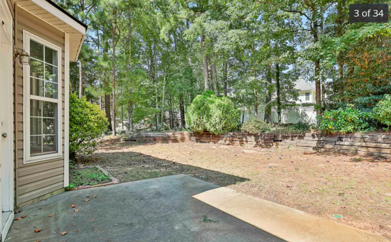 249 Clifton Ln - Photo 3 of 31