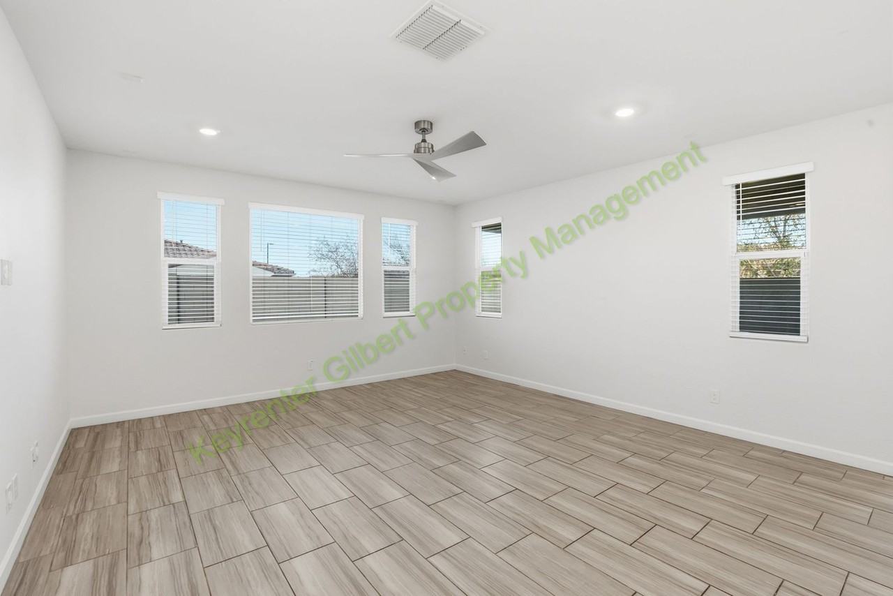 5420 S Parrish - Photo 6 of 43