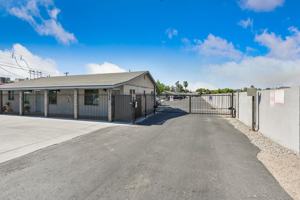 featured image of 1744 West Glendale Avenue #10