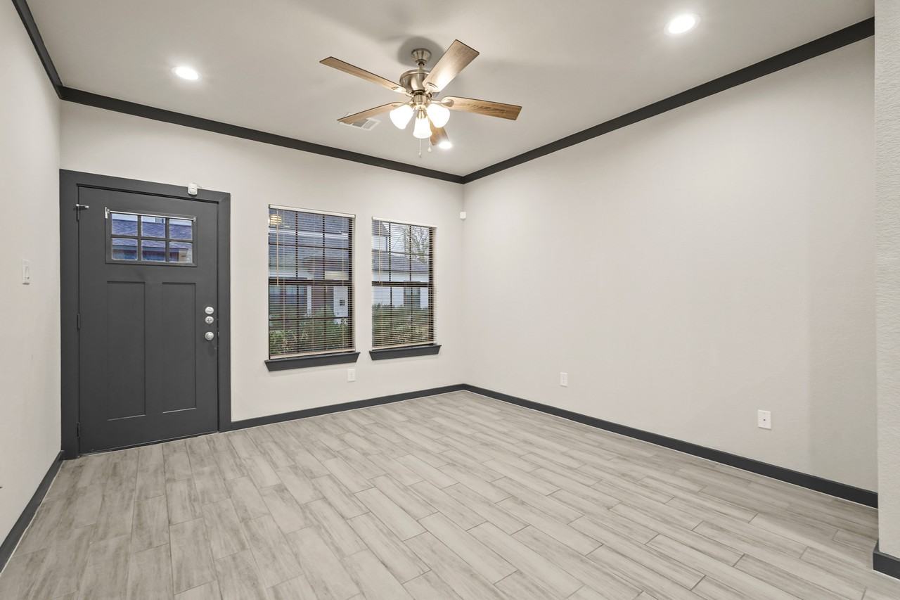 4802 Cruse Rd #2 - Photo 7 of 23