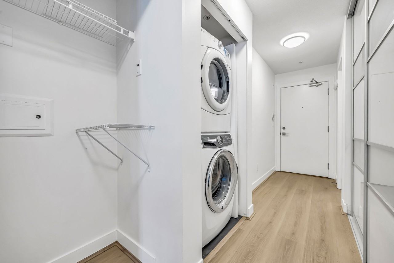 500 Royal Avenue #105 - Photo 7 of 25