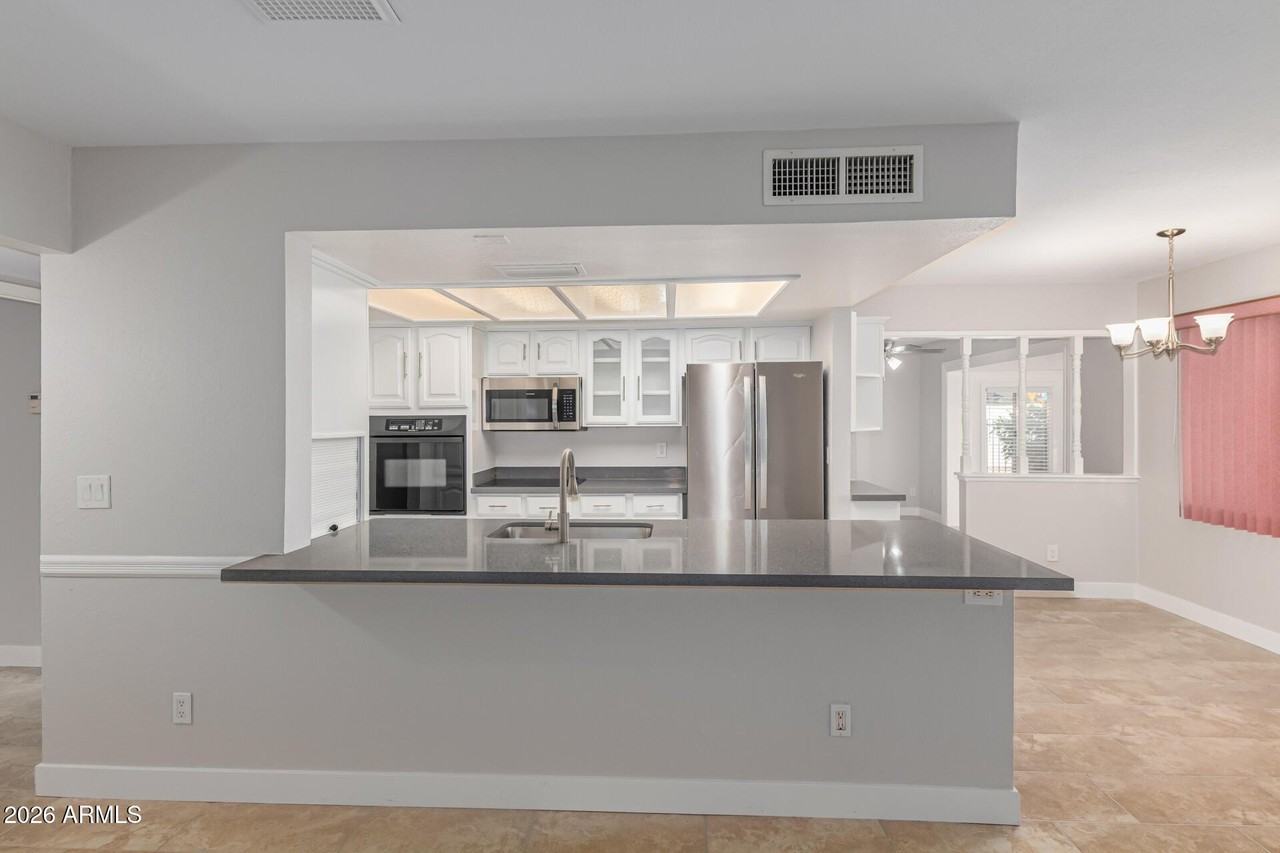 1835 E Yale Dr - Photo 3 of 34