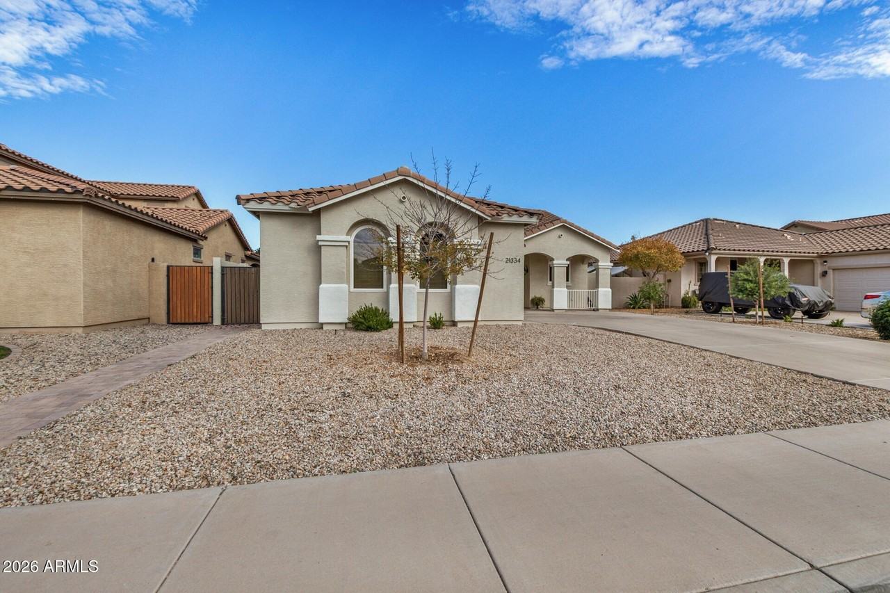 21334 E Alyssa Rd - Photo 2 of 35