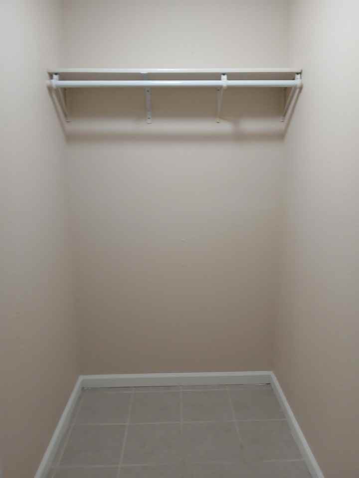 711 S Poplar St Apt A #A - Photo 4 of 13