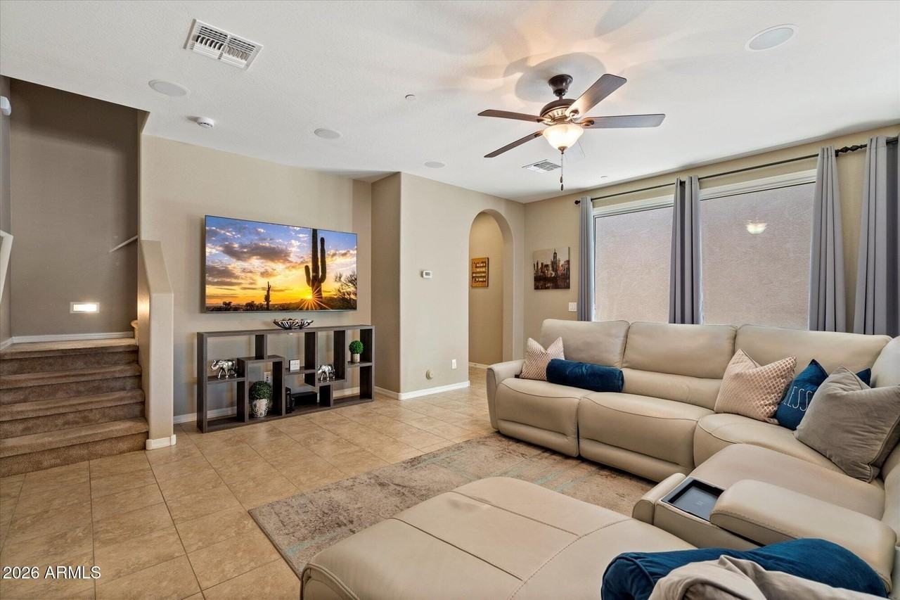 12468 W Hummingbird Ter - Photo 4 of 29