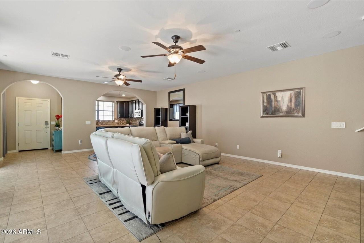 12468 W Hummingbird Ter - Photo 5 of 29