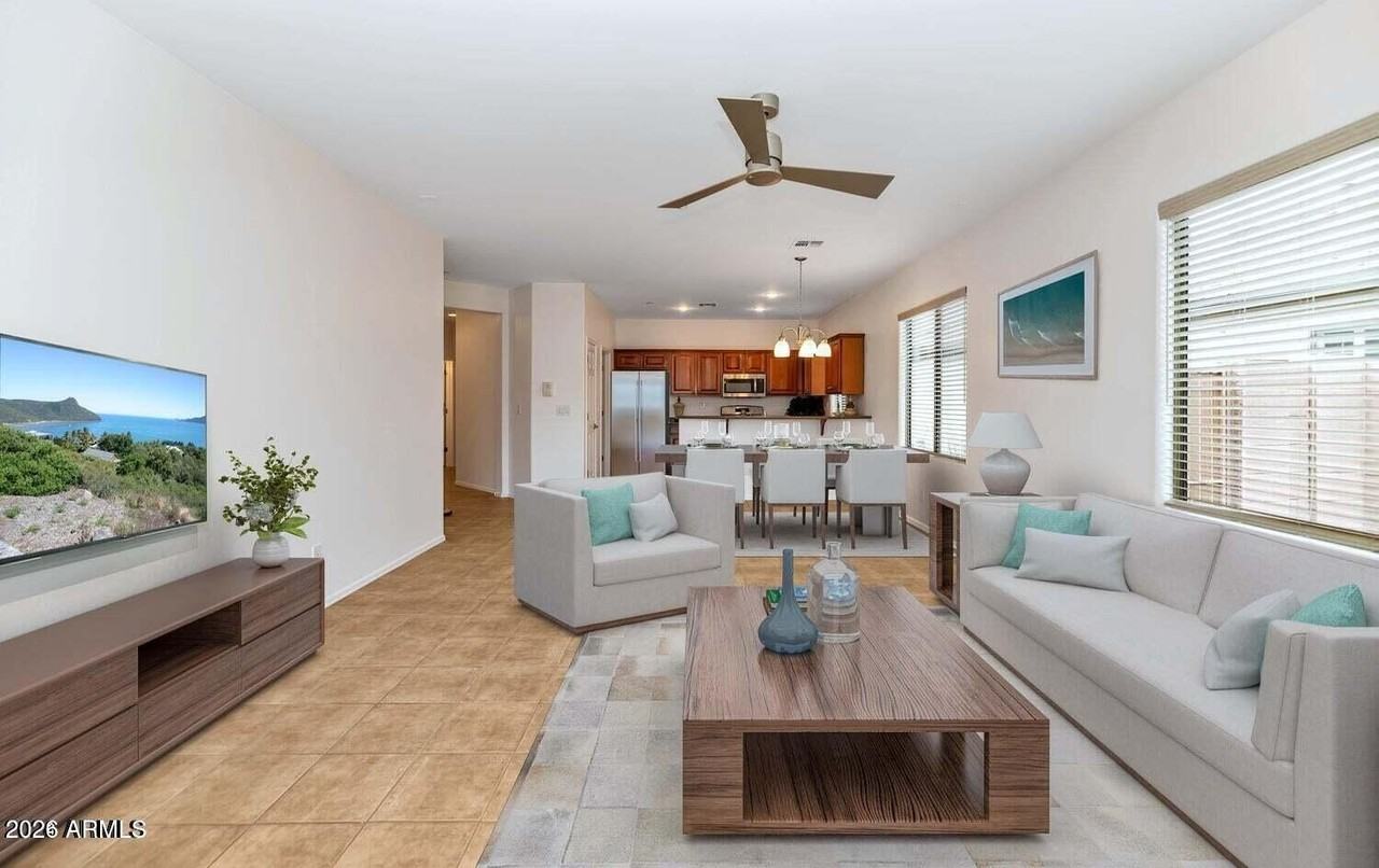 1634 W Owens Way - Photo 2 of 20