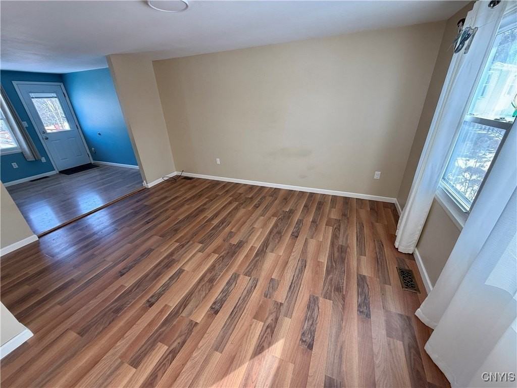 8497 Chinkapin Cir - Photo 4 of 20