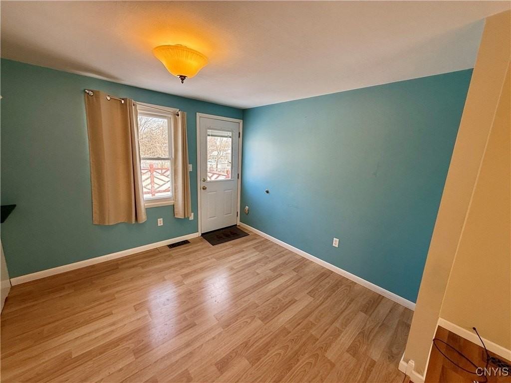 8497 Chinkapin Cir - Photo 5 of 20