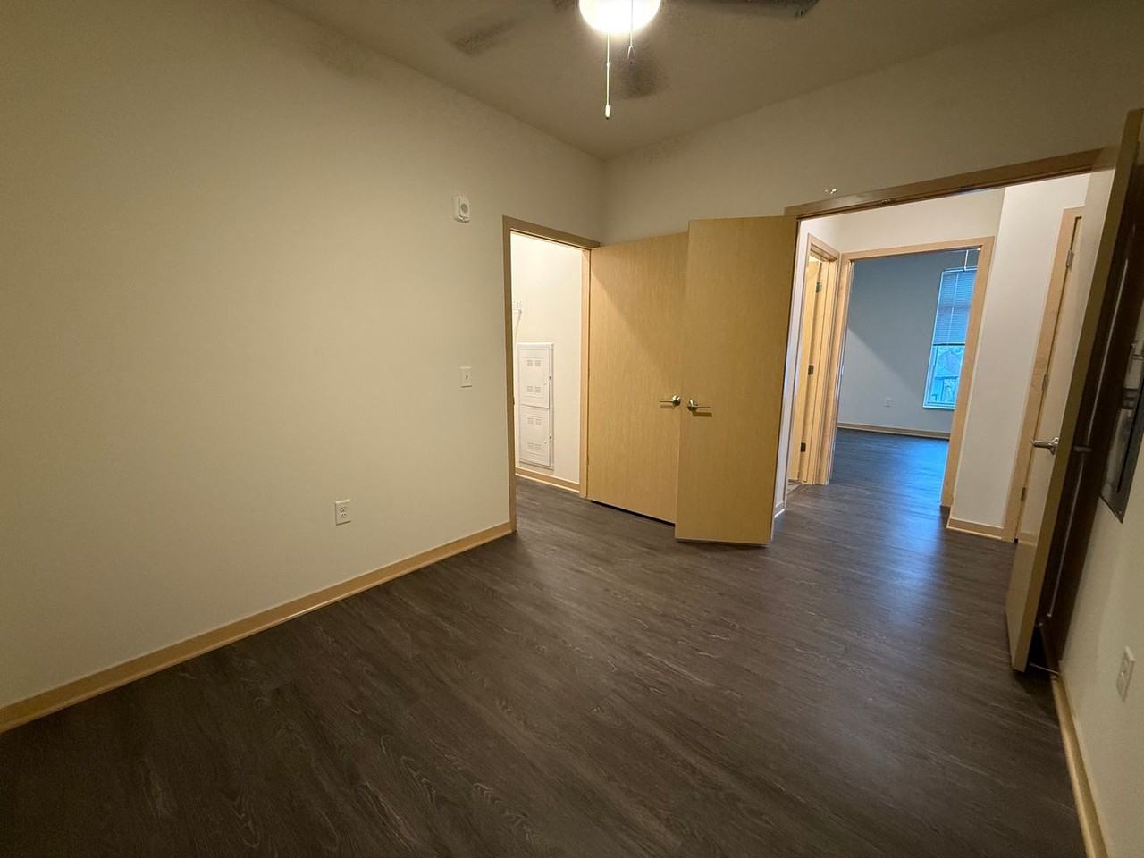 1121 S Park St #109 - Photo 5 of 10