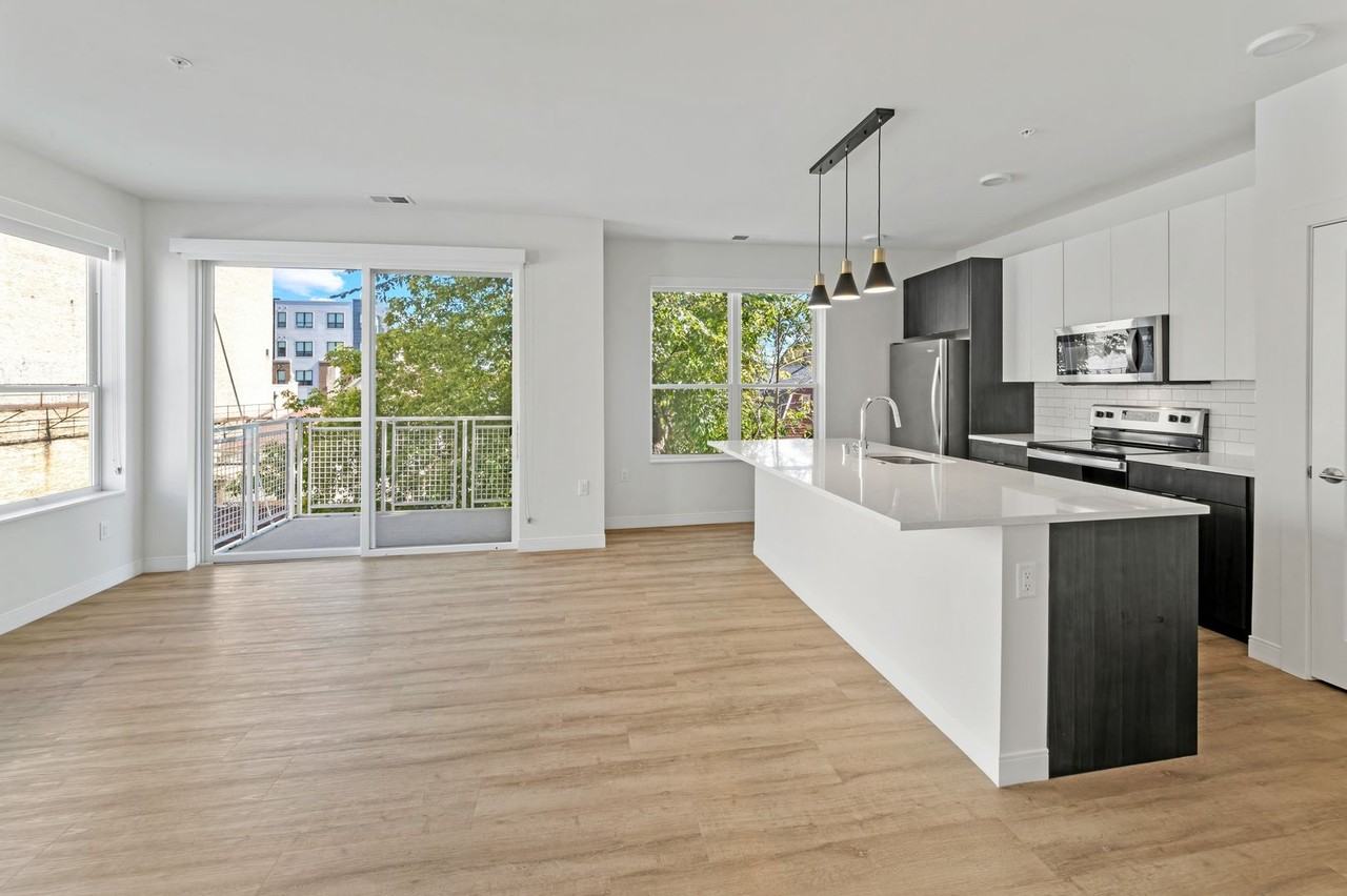 5945 6th Ave #319 - Photo 4 of 15