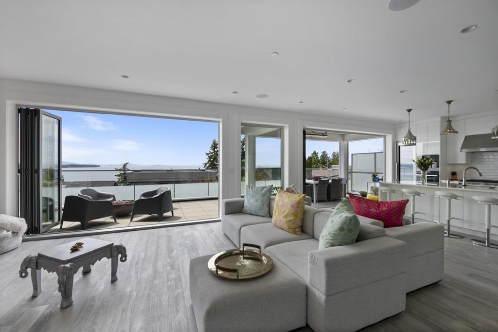 15374 Royal Avenue - Photo 2 of 21