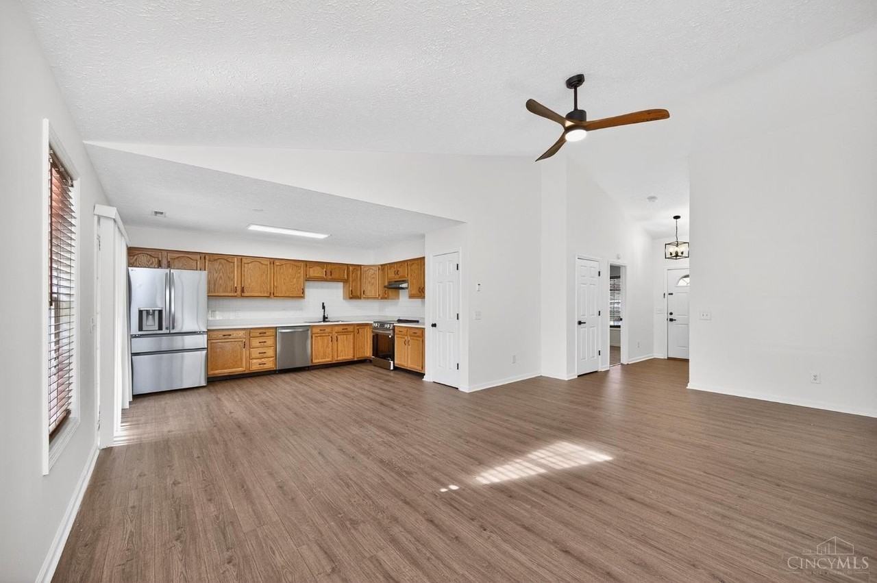 3108 Buttercup Ct - Photo 7 of 26