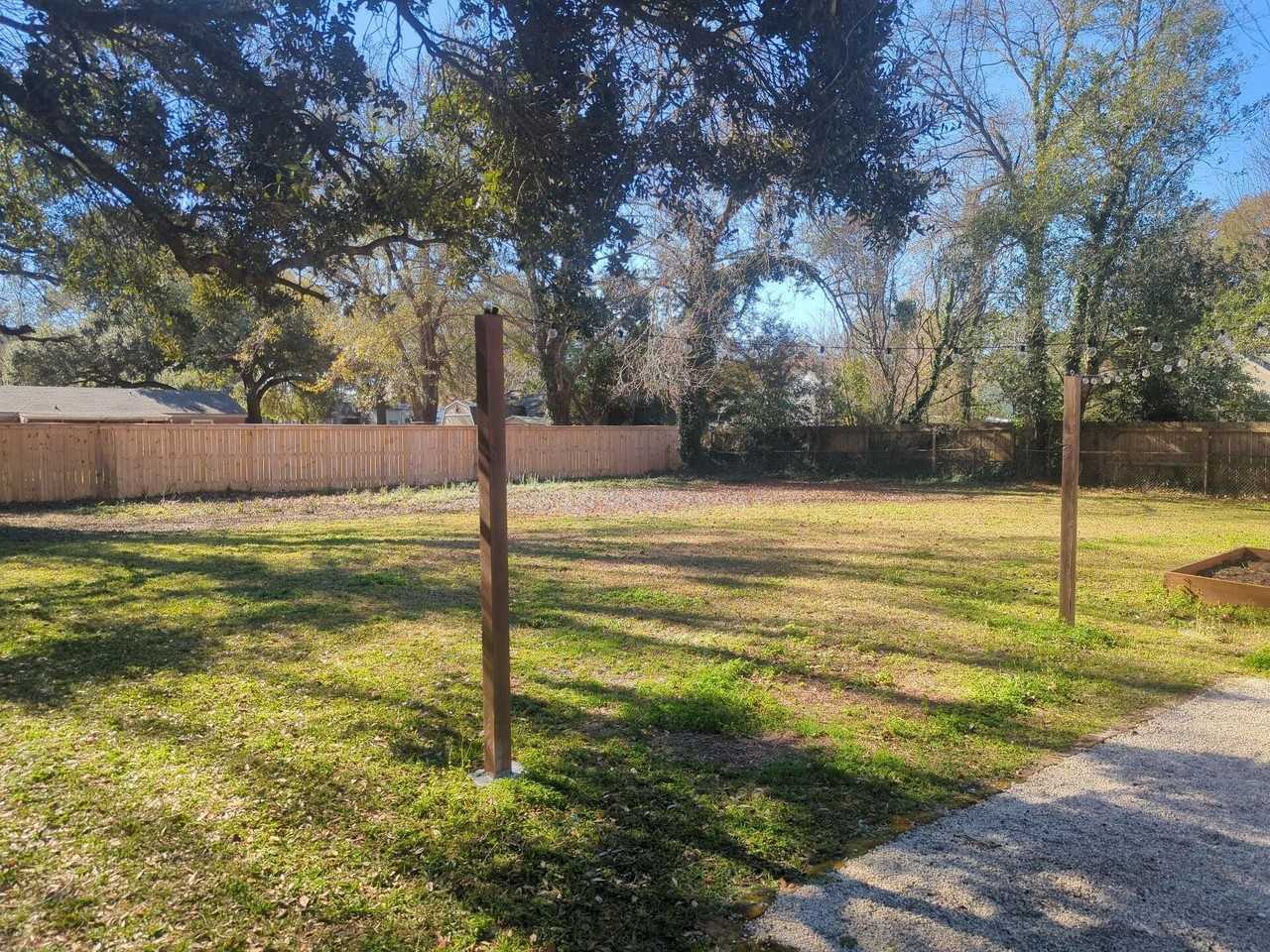 1759 Lady Ashley St - Photo 7 of 26