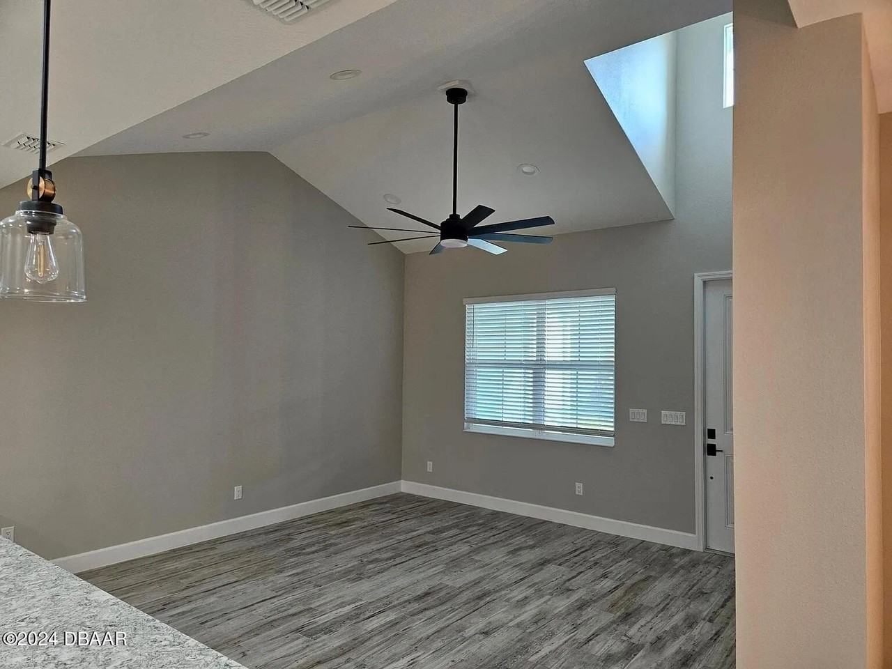 493 Margaritaville Ave - Photo 5 of 38