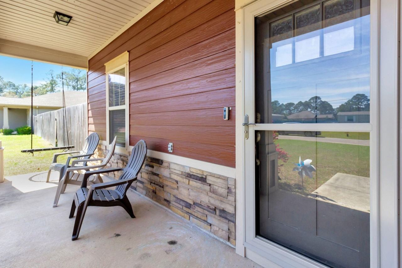 2387 Belmont Dr - Photo 4 of 26