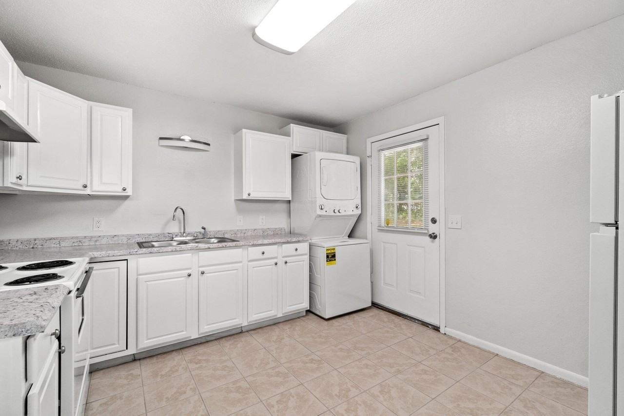 248 Four Mile Rd Apt A #A - Photo 6 of 17