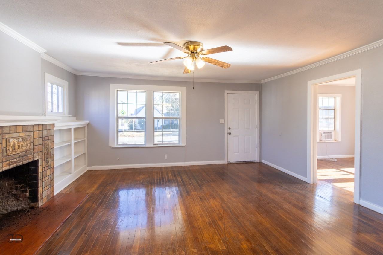 2100 Garfield St #1 - Photo 5 of 22