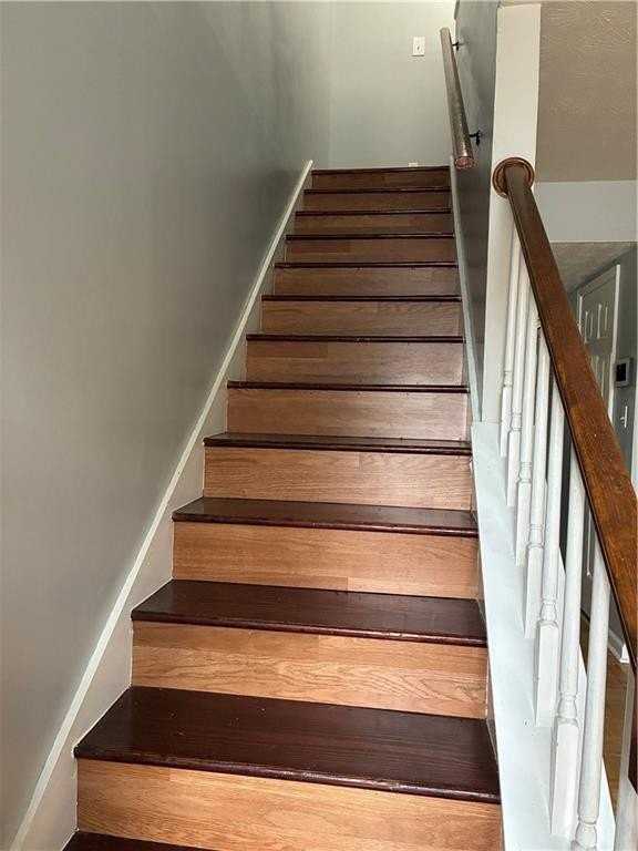 4191 Jeanette Ct - Photo 2 of 17