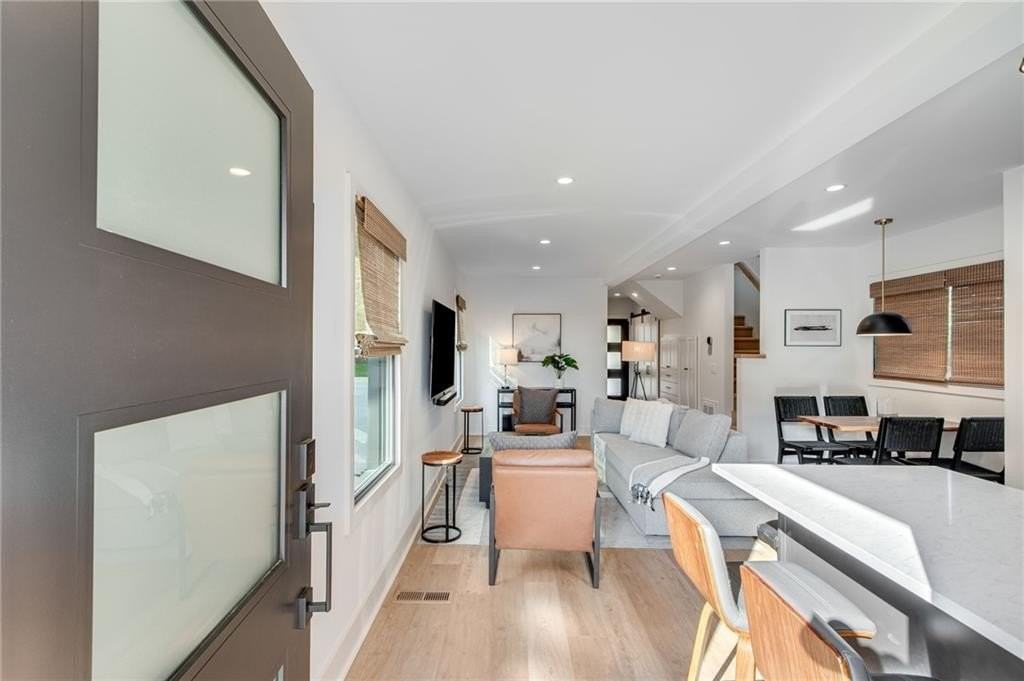 775 Bradford St Se - Photo 7 of 33